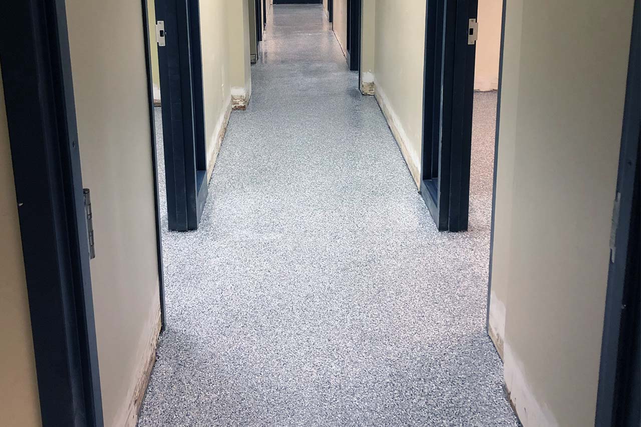 plancher commercial flakes